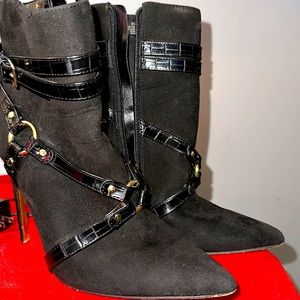 JLO BLACK HEELED BOOTS